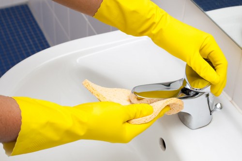 Local Highbury end of tenancy cleaning for flats, homes, and commercial units